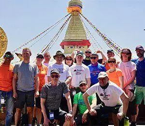 Resan mot Everest Base Camp börjar i Nepals huvudstad Katmandu