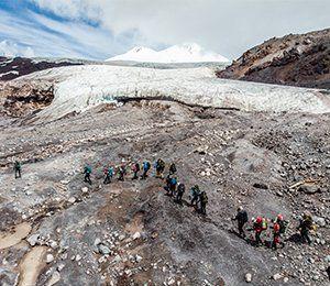 Vandring på egen rutt mot mäktiga Elbrus
