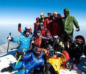 En magisk känsla når en när man kommit till toppen av Europas högsta berg - Elbrus