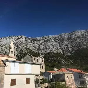 Dalmatien i Kroatien ligger nära både hav och berg